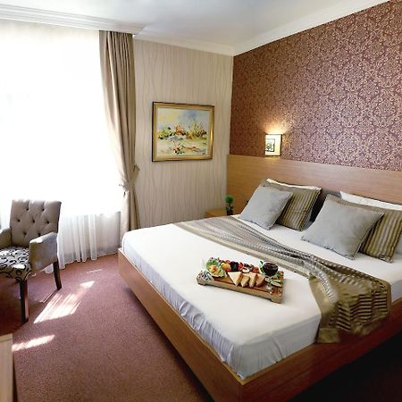 The Rise Aron Business Hotel Merter イスタンブール エクステリア 写真