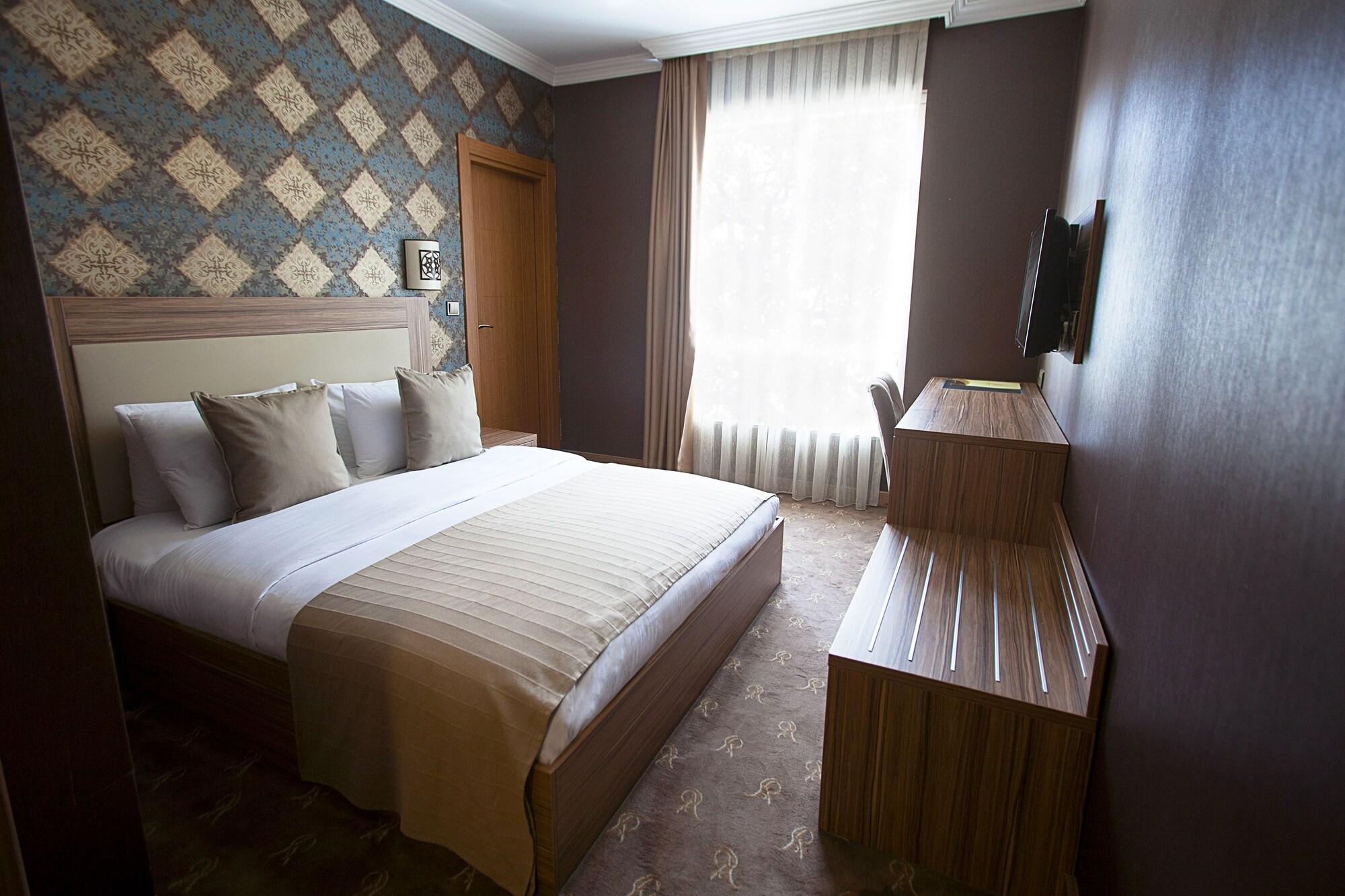 The Rise Aron Business Hotel Merter イスタンブール エクステリア 写真