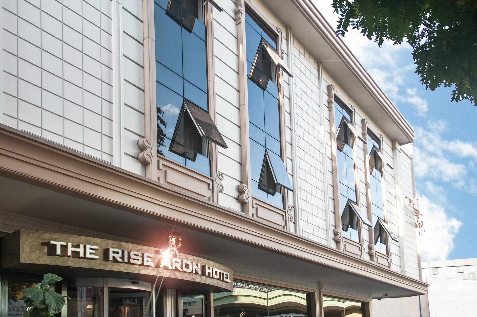The Rise Aron Business Hotel Merter イスタンブール エクステリア 写真